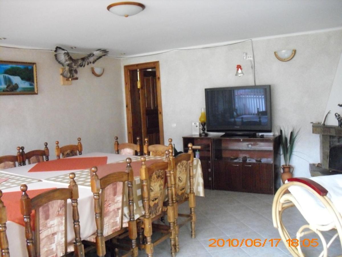 Guest House Benita Devin Esterno foto