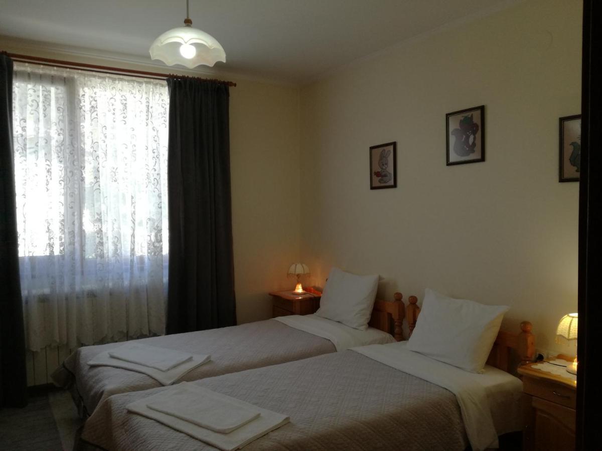 Guest House Benita Devin Esterno foto
