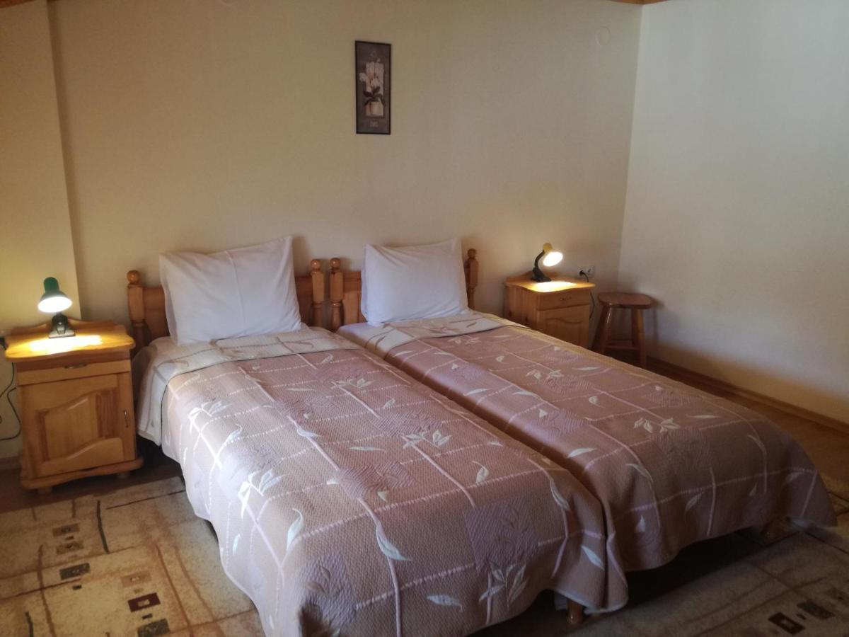 Guest House Benita Devin Esterno foto