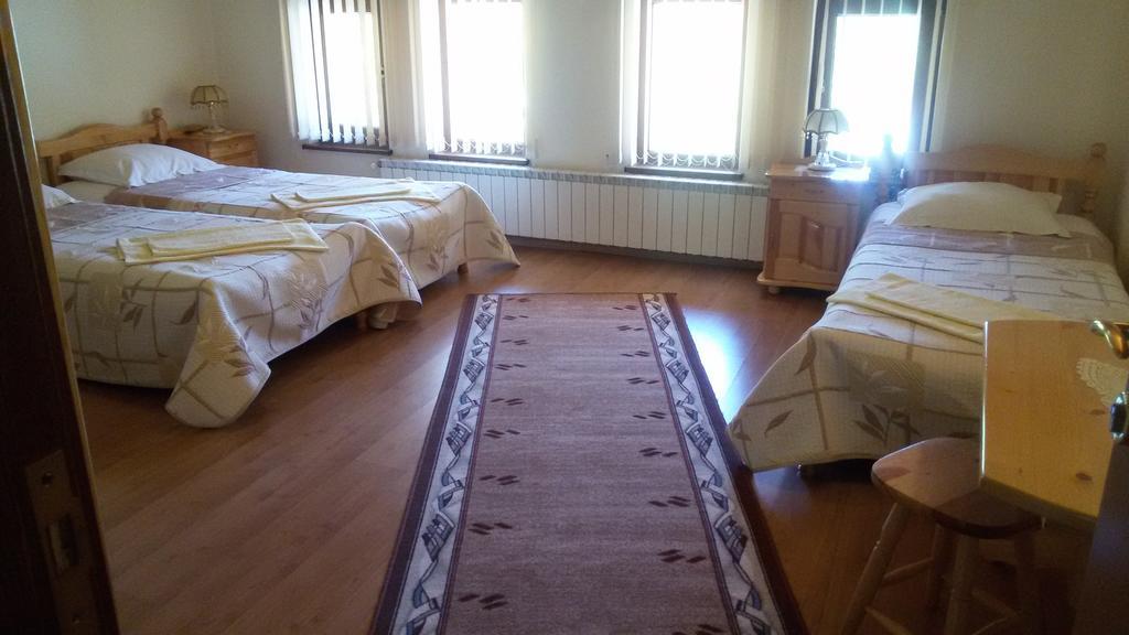 Guest House Benita Devin Esterno foto